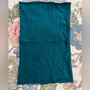 Tao House Cashmere Neck warmer